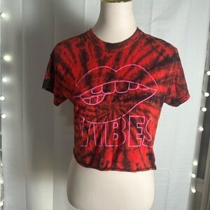 Red and Black Graphic Crop Tee